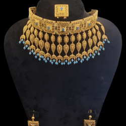 طقم اماراتي 32