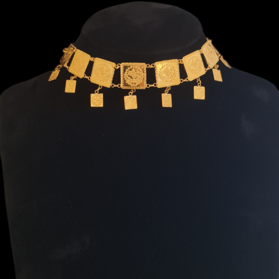 قلادة 2