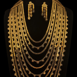 طقم اماراتي 36